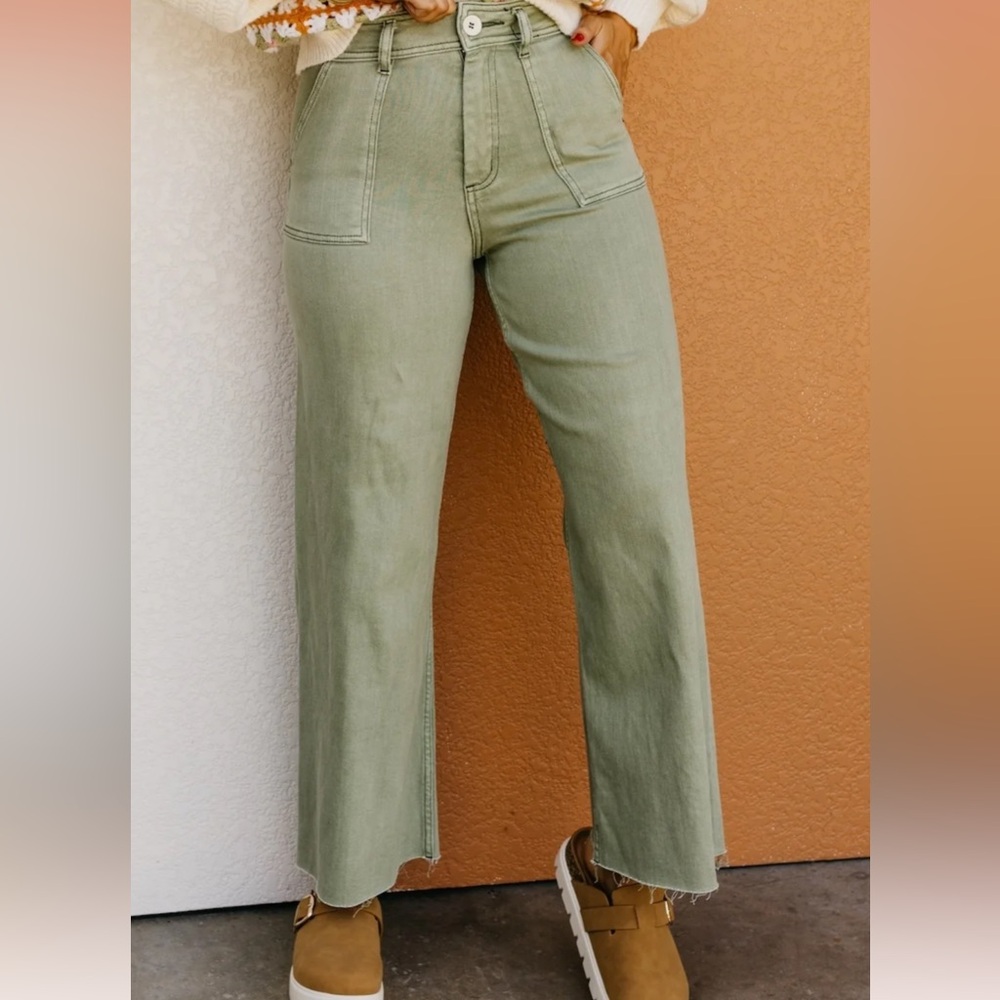Never been worn green, wide leg denim jeans